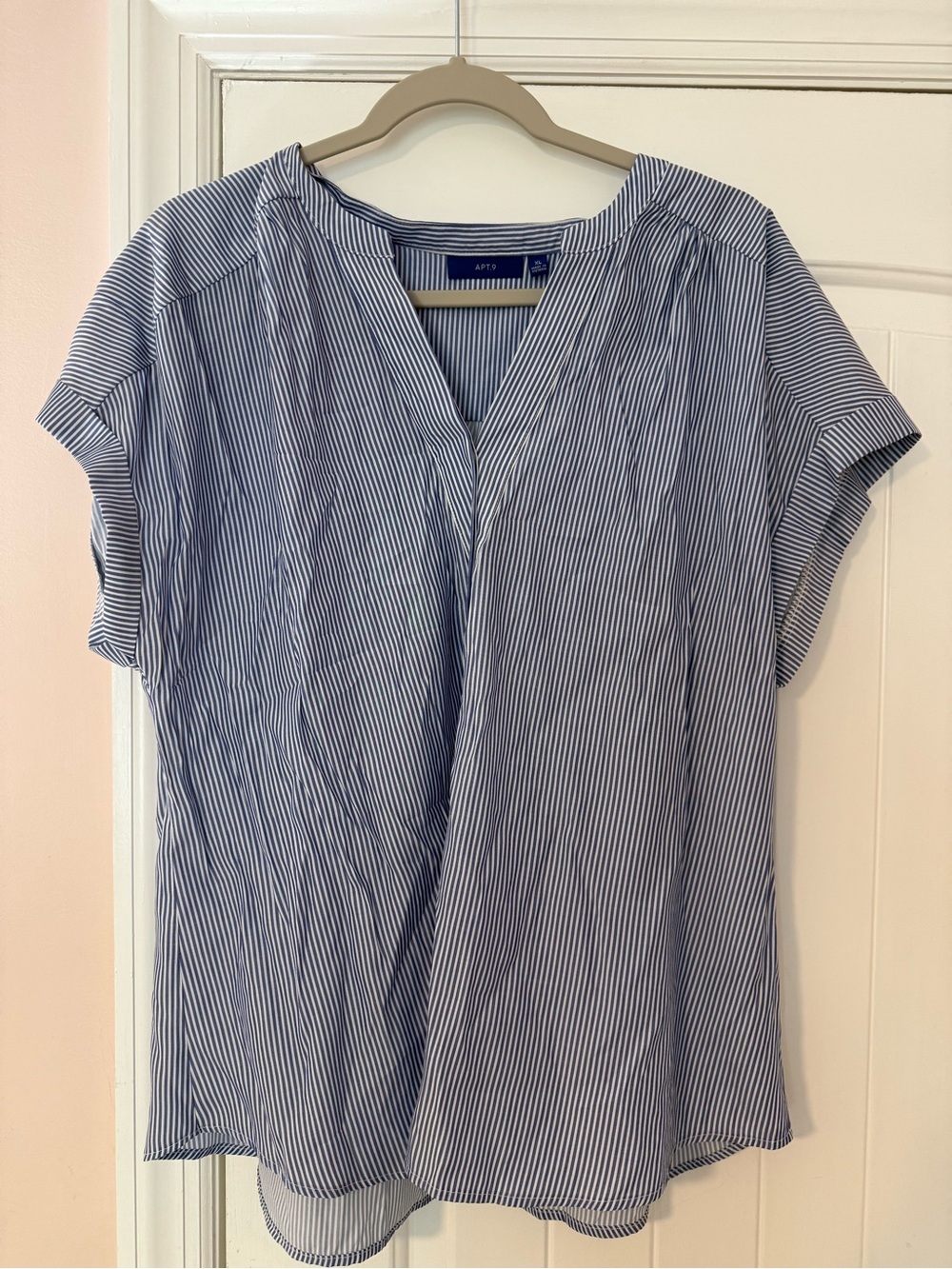 Apt. 9 Blue and White Striped Short Sleeve V-Neck Blouse
